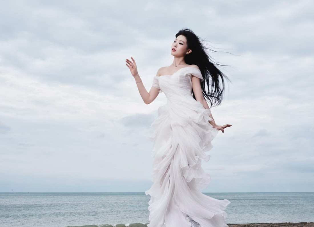 沈佳润造型师审美沈佳润每次出场都像小仙女降临，造型太贴脸了​​​