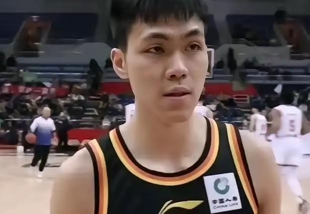 郭士强弃用庞峥麟、重用胡明轩，选人的用意是什么？核心是稳字当头、防守优先、战术适