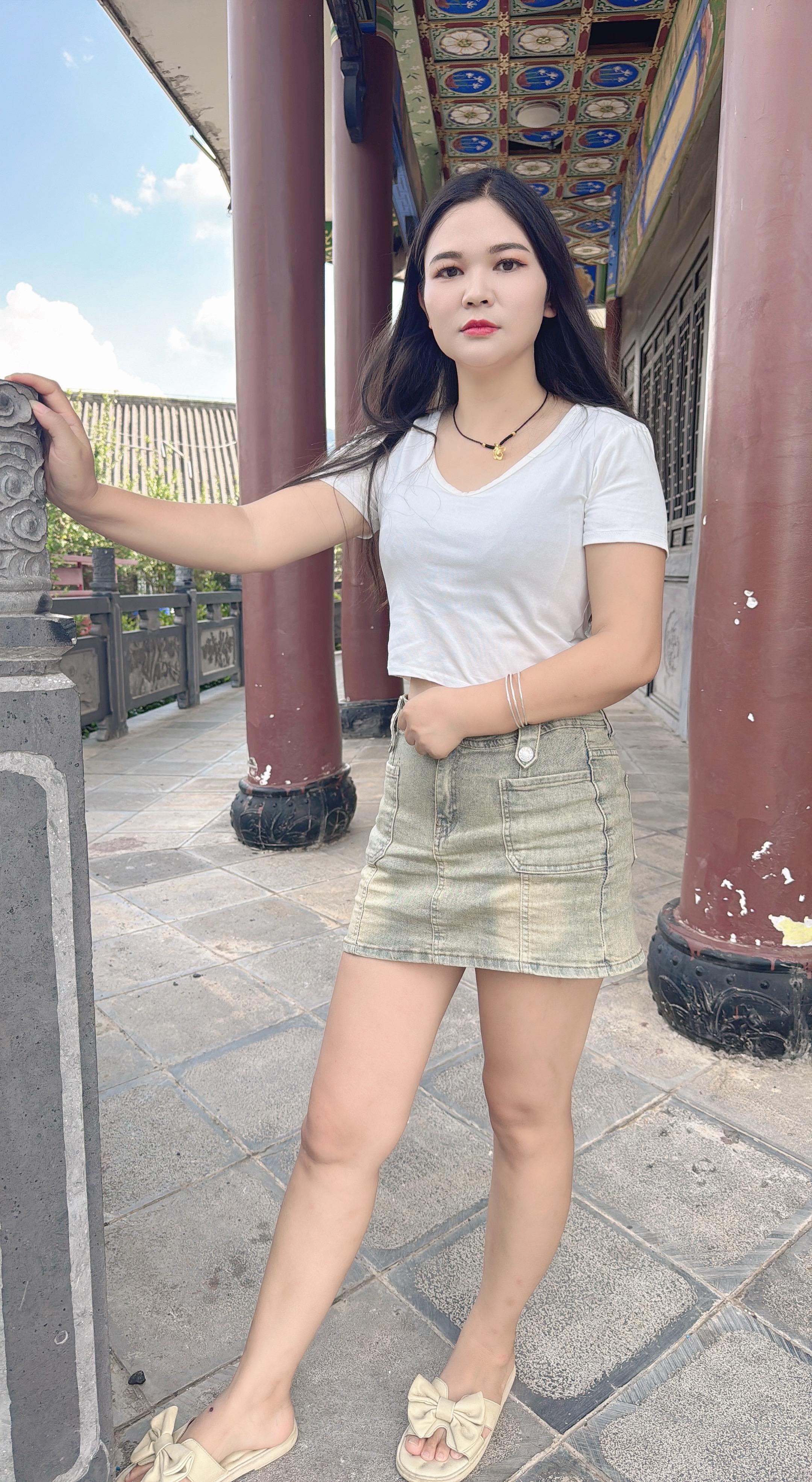 微胖女生
