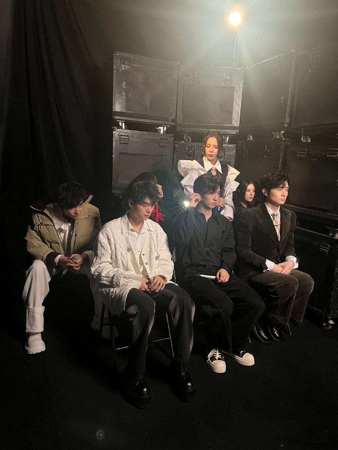 那英刚劝芒果就安排上了声鸣远扬芒果你是真·行动派！那英建议给男选手搞团，没几天