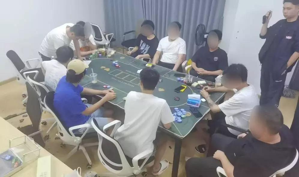 赌博百场，只赢不输。武汉洪山警方破获的这个特大诈赌团伙，简直让人惊掉下巴。一桌9