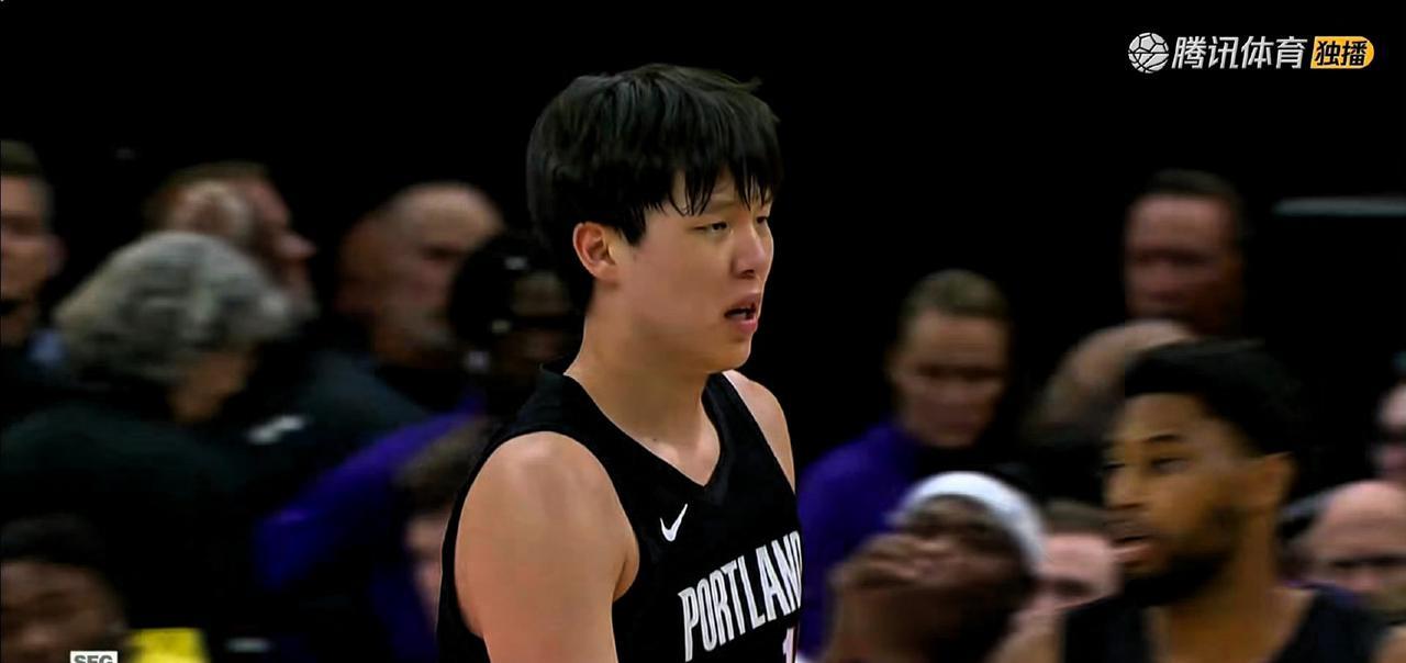 恕我直言，杨瀚森打5号位一个篮板没有，匪夷所思加盟nba以来，最糟心的一场比赛，