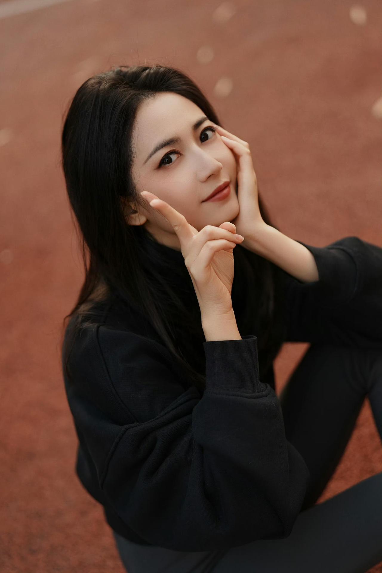 元气满满的小陈[滑稽笑]陈钰琪