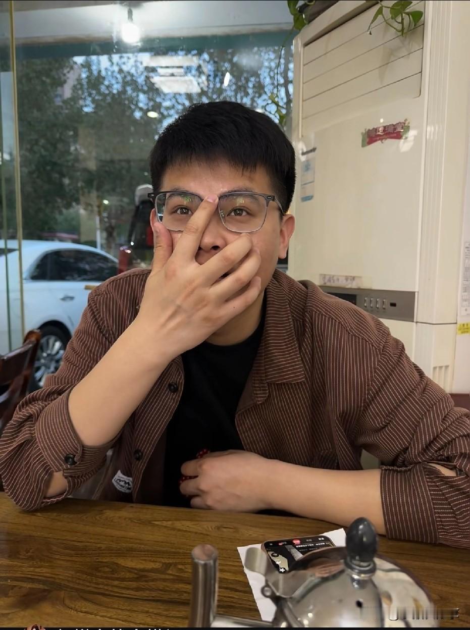 找儿媳妇，不是找神仙！我们小区有个阿姨，公务员退休的，老公在外面做生意，家里