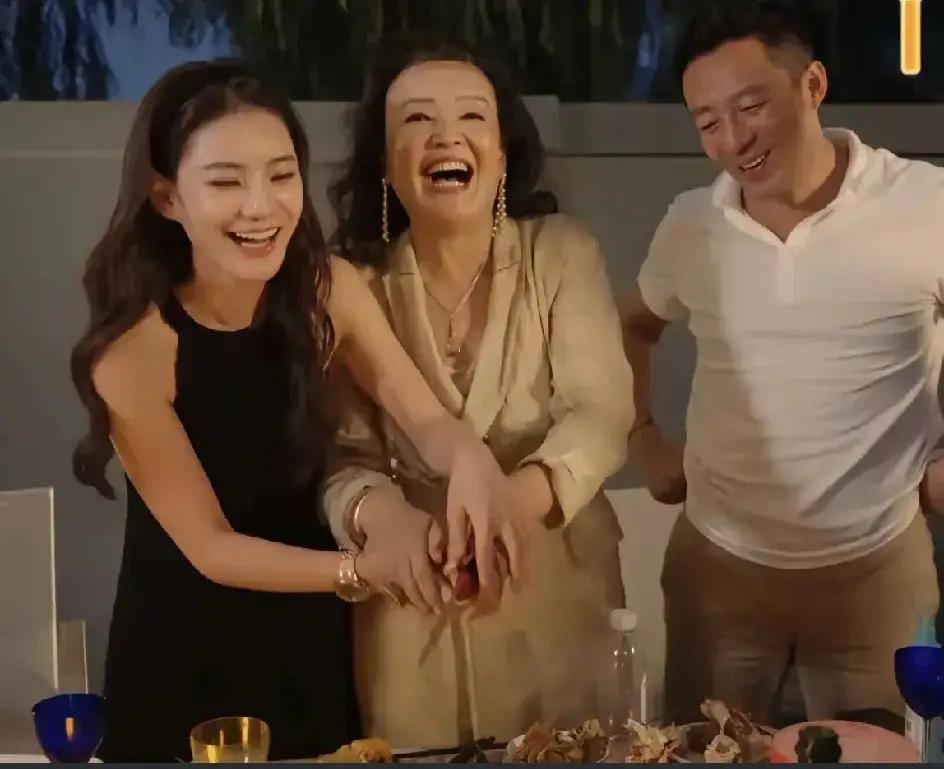 汪没心眼，我觉得那一家子是笑面虎，笑面虎这类人是看不上性格说话直白这种人的，觉得