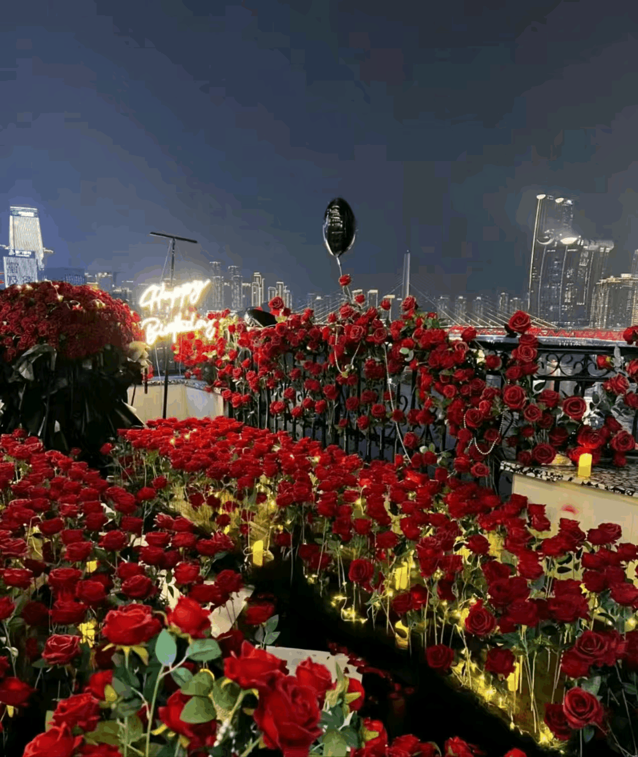 520三大反常现象：年轻人的爱情消费，正在扔掉