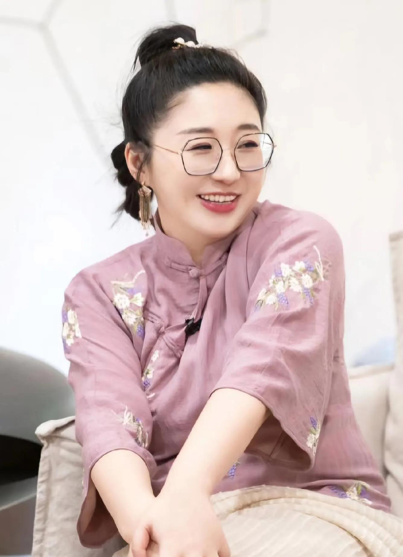 浪浪山的小妖怪请傅首尔宣发，原因很简单，不是因为傅首尔的流量大，而是看中了傅