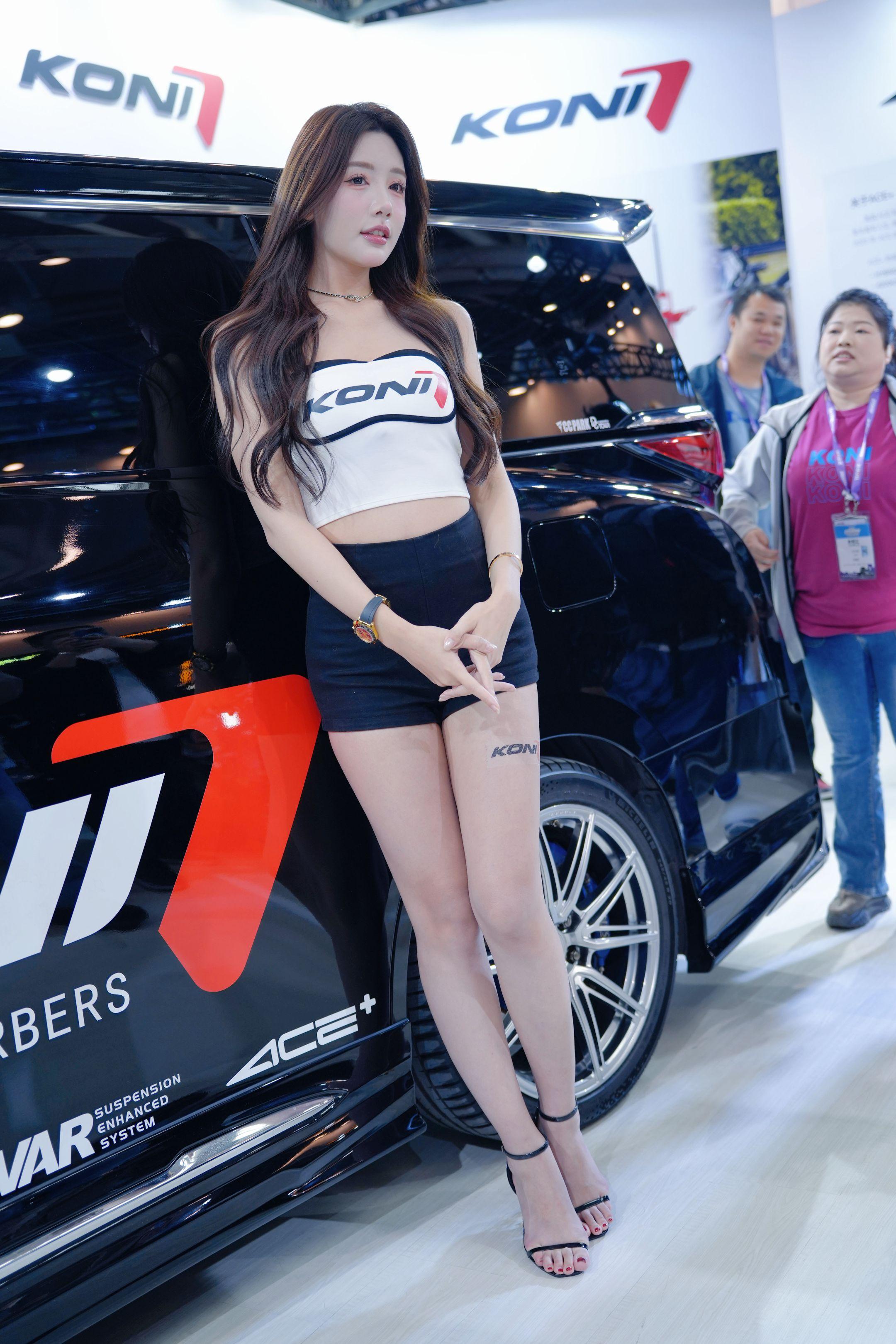 车展车模 美女车模 好身材好气质 车展现场 最美街拍