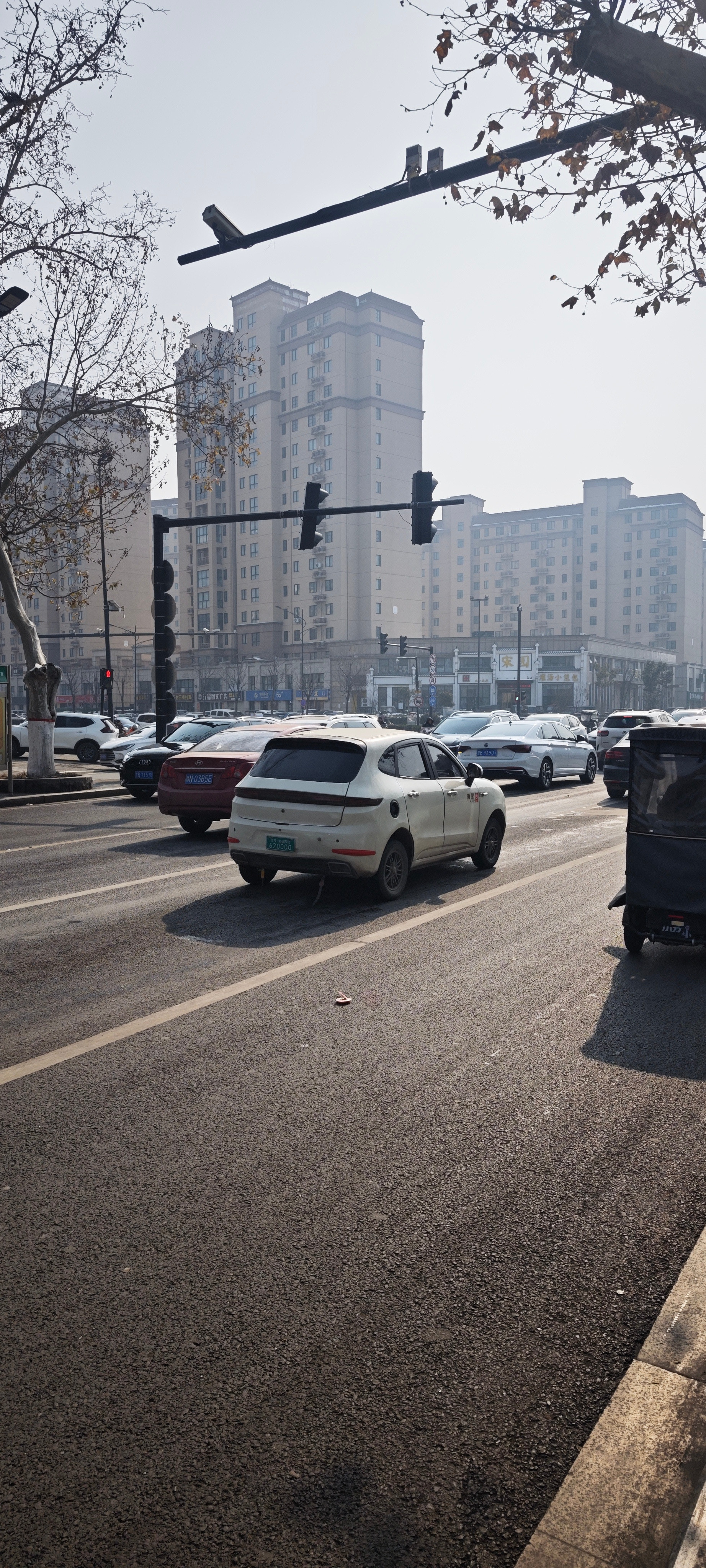 保时捷卡蛋吗？