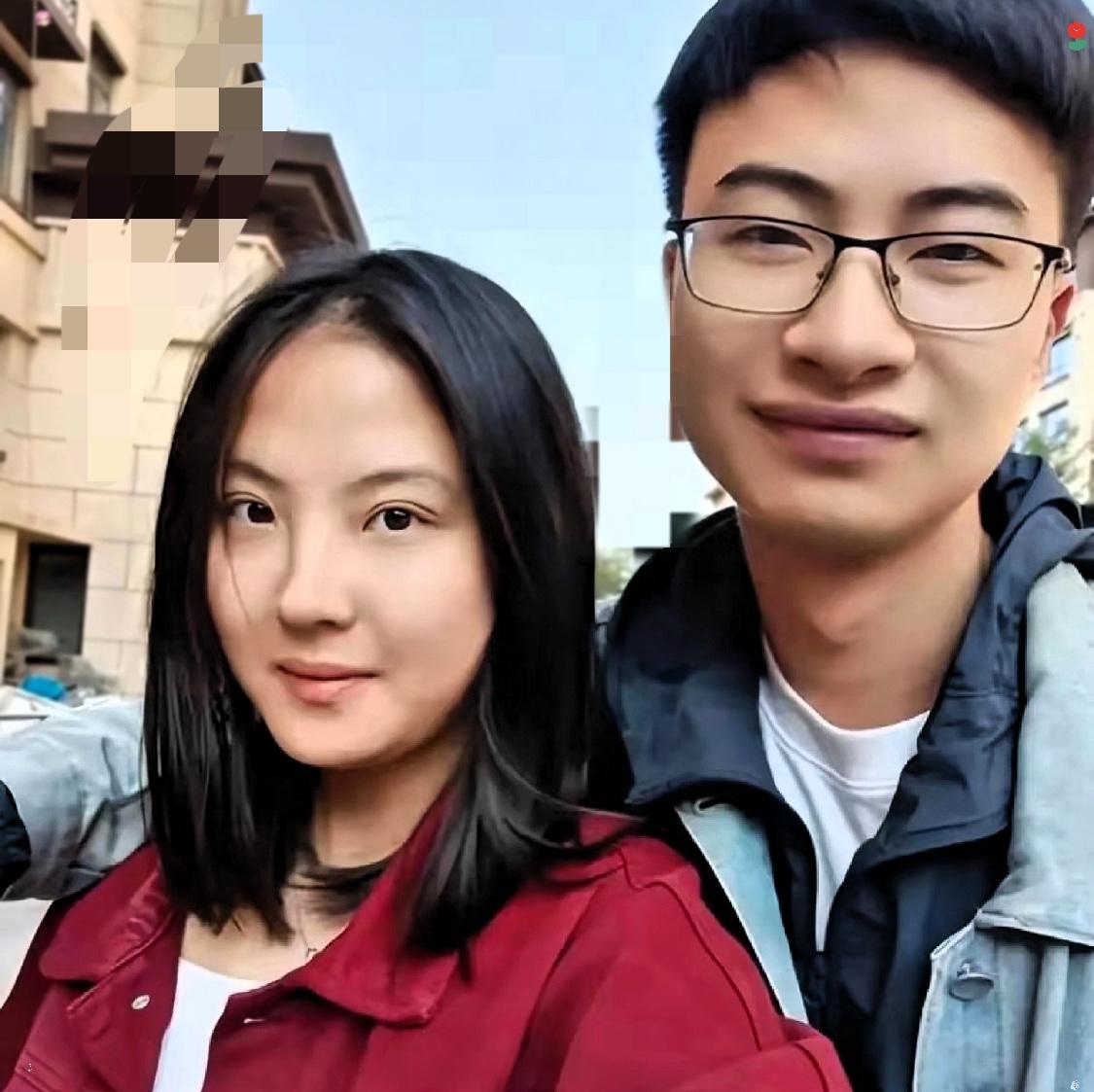 庞众望和百里晗雨领证后，最开心的不是他自己，也不是他那个痴呆的父亲，或许是