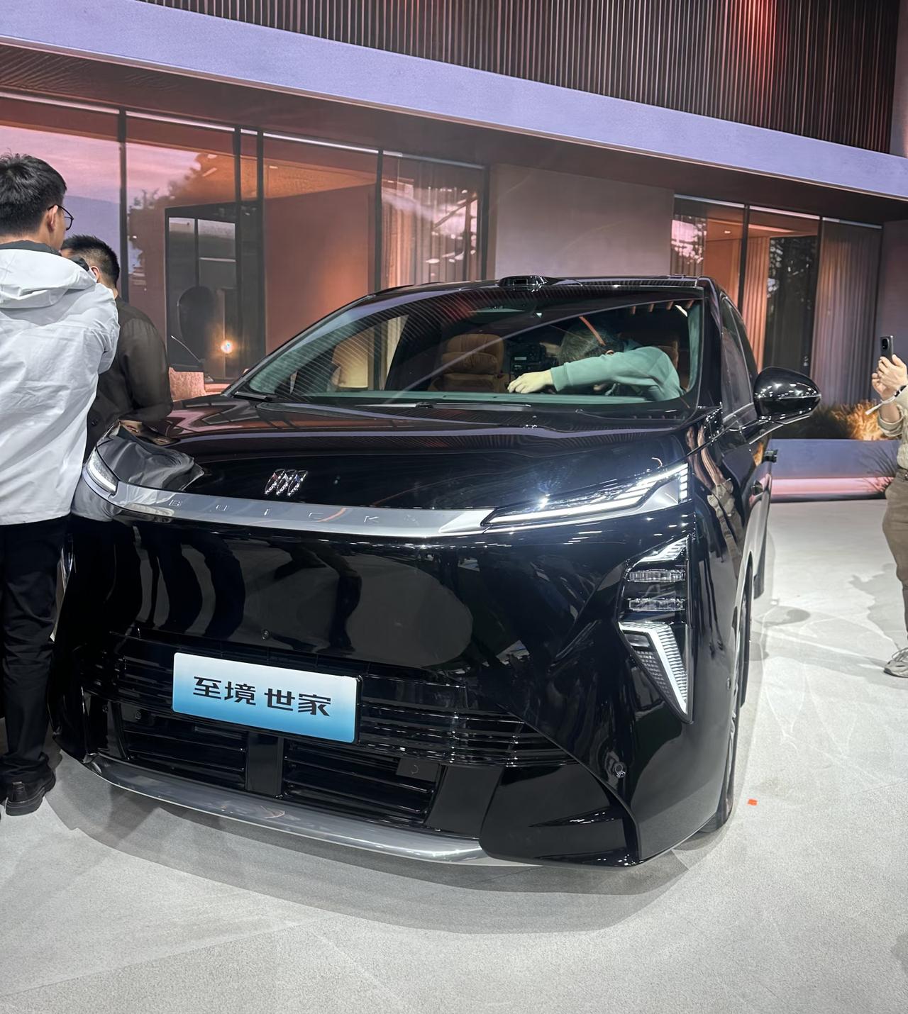 别克“至境世家”（GL8世纪CENTURY）的性能配置，代表着别克对顶级豪华MP