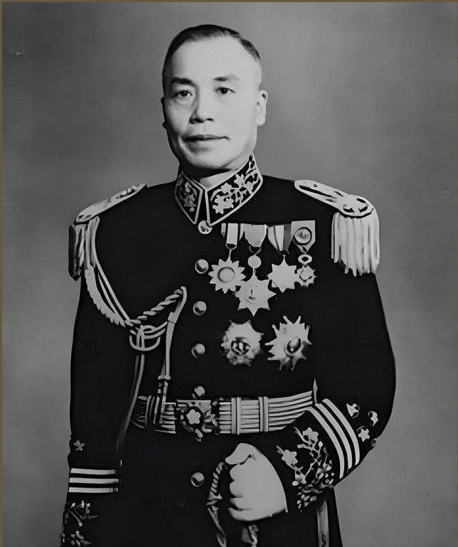 1949年广州，代总统李宗仁密谋兵谏，想把蒋介石关起来，老搭档白崇禧一个决定，让