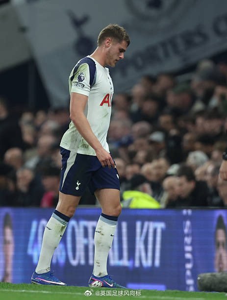 【伤兵停赛！热刺陷入球员危机】前两天报道的热刺球员伤情，在英超赛前新闻发布会上面