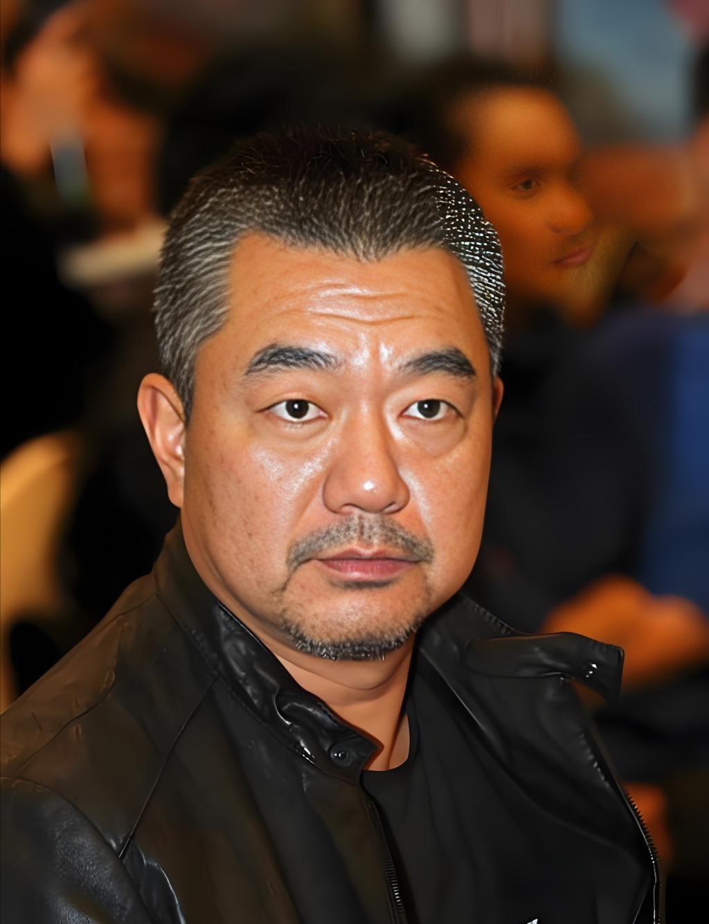 演员董勇说：我第一段婚姻维持了十年，失败的主因在我，我太太非常好，她比我年长，但