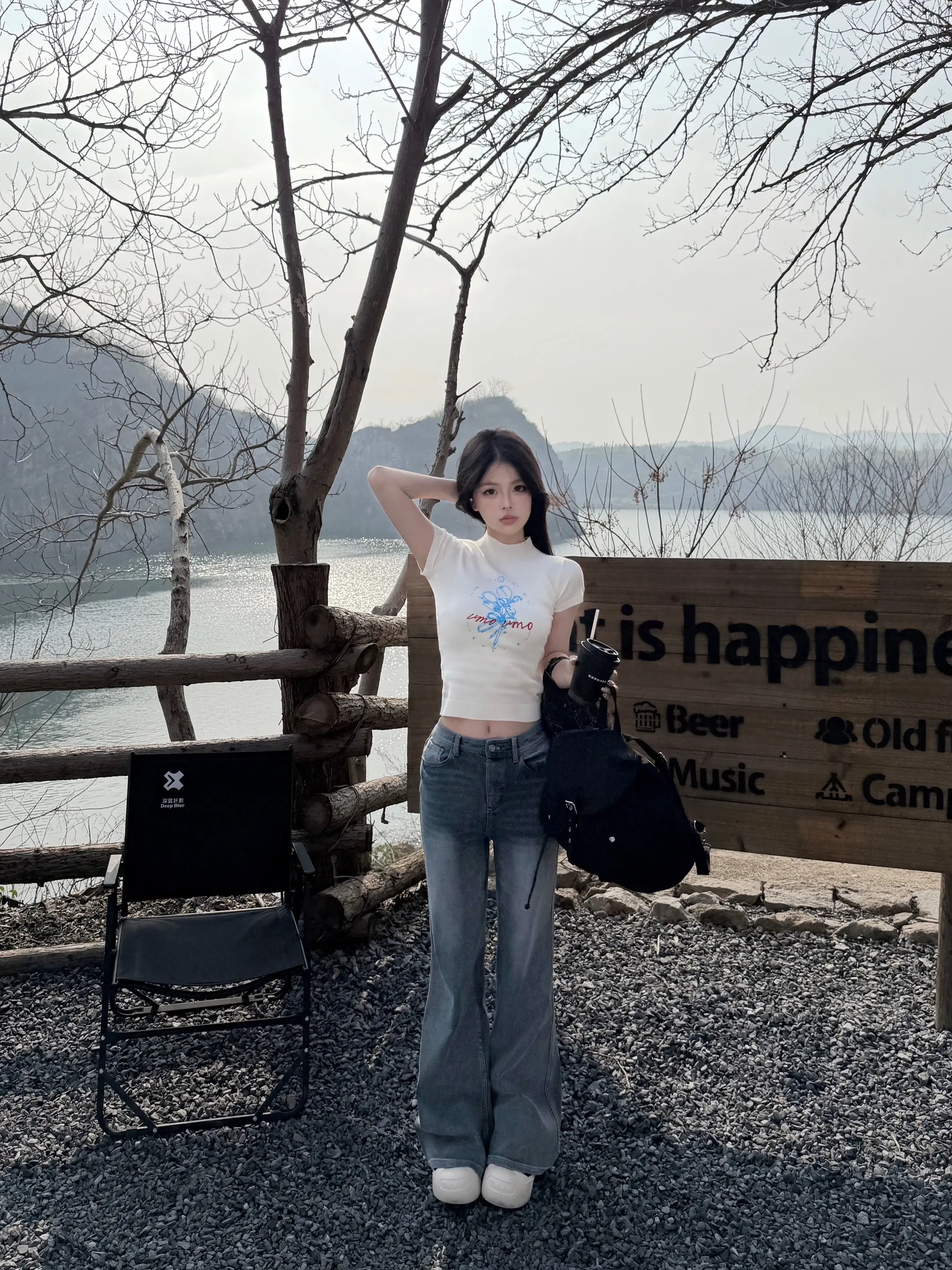 活人气息微浓。