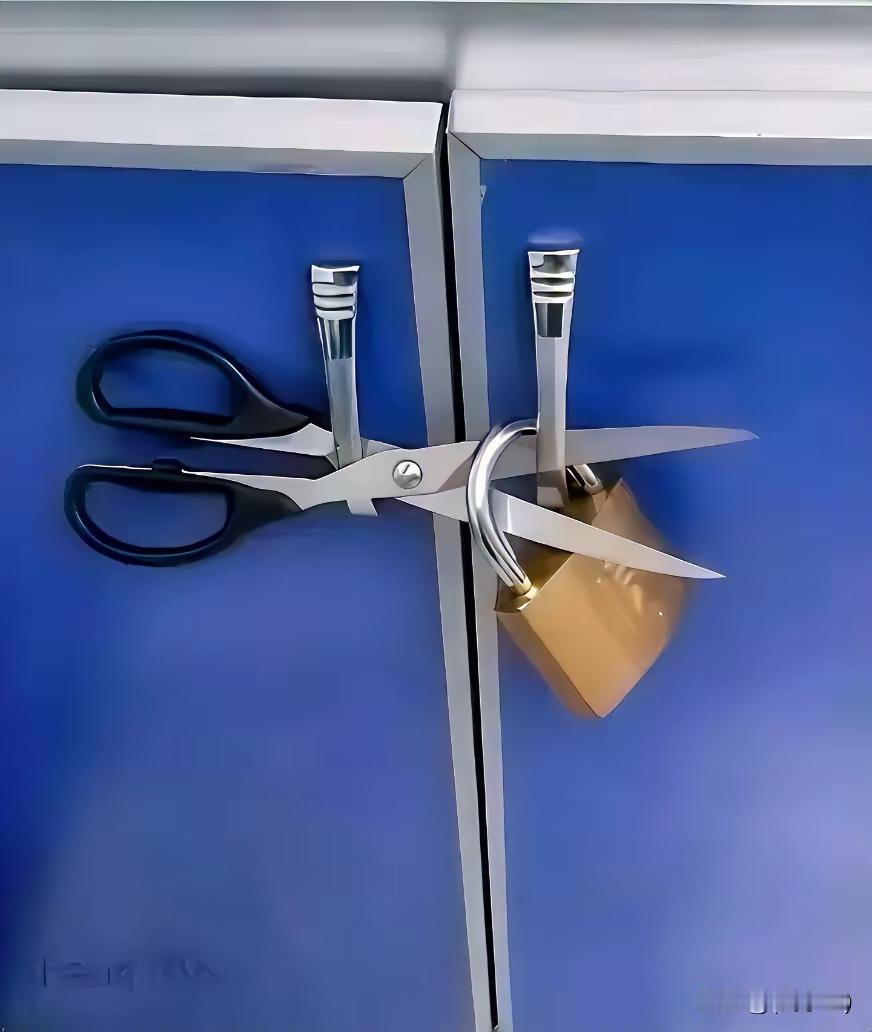 这绝对是个人才[捂脸哭][赞]