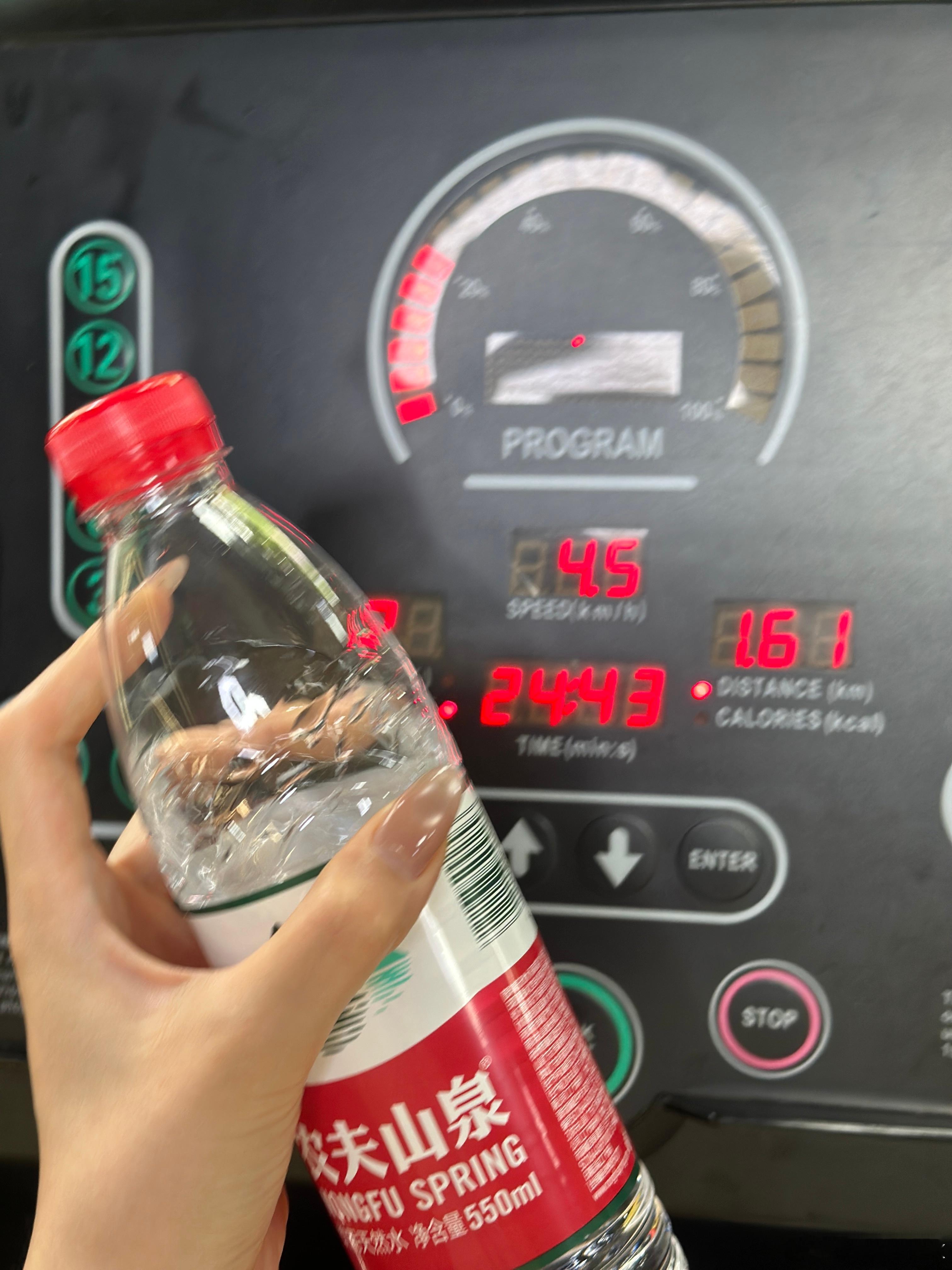 五点半起床的女人能在这里爬坡太强了我自己[点赞][点赞][点赞]以前