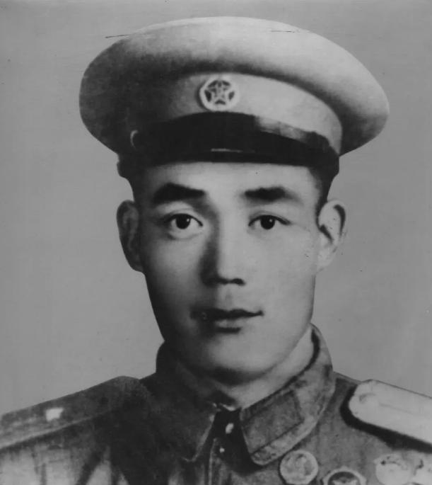 1952年，朝鲜战场出现了怪事，很多美军都被自家地雷给炸死了！美军刚开始还以为工