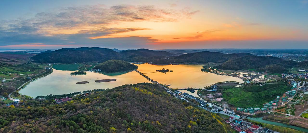 海盐财政表现来了！海盐是嘉兴下辖的县域。2026年1-2月海盐地方财政收入为