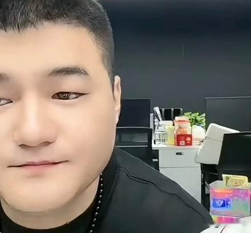 平荣对比其他封禁网红可露脸，再抱怨ks处事不公！驴家
