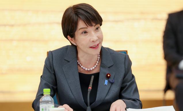 6月26日外交部例行记者会上，日本广播协会的记者现场抛出两个相关问题。