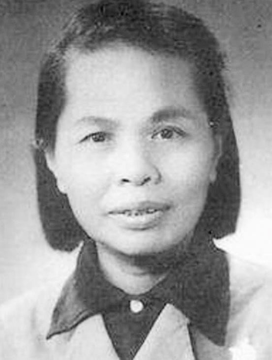 “我是周恩来曾经的妻子，我想见一见他！”1953年，一妇女来到中南海求见周总理。