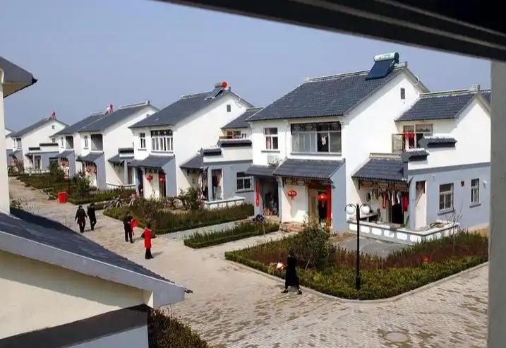 一号文件一下来，城镇户口的人估计后悔惨了！2月3日，中央一号文件正式对外公布