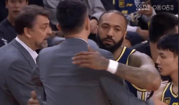 吉伦沃特回到广东队替换萨林杰将是广东队外援调整的最优解。因为服用违禁药物而被C