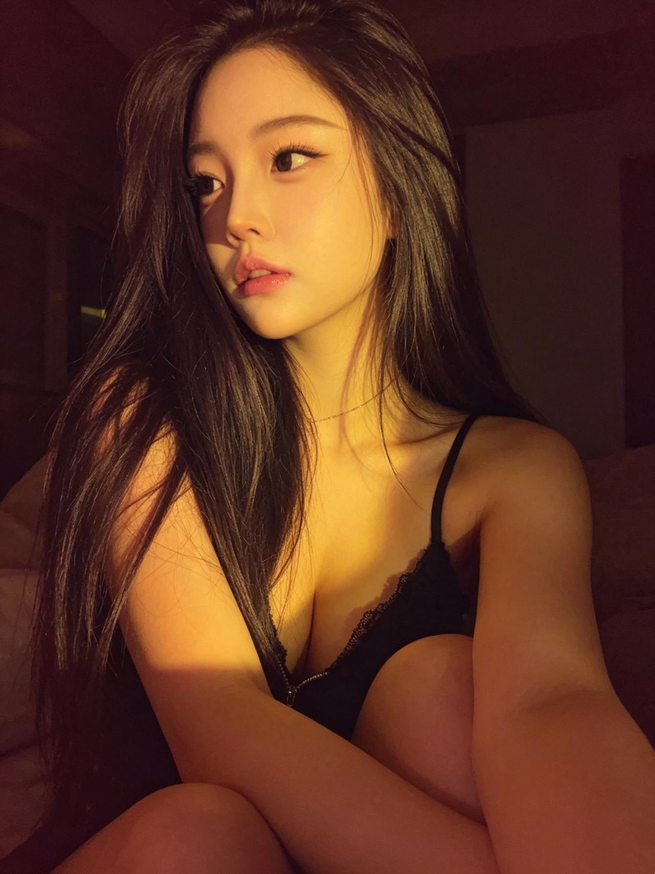 我一直都是一个不喜欢表达的人我习惯一个人隐藏情绪我从来不觉得我说出口后会改变