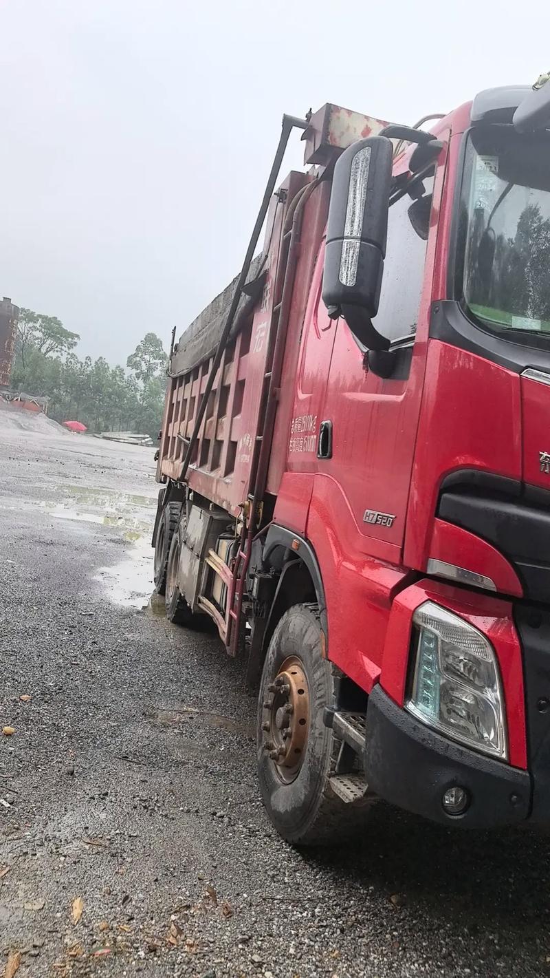 超载1629%！贵阳货车司机的疯狂背后，藏着多少成年人的无奈与代价近日，贵