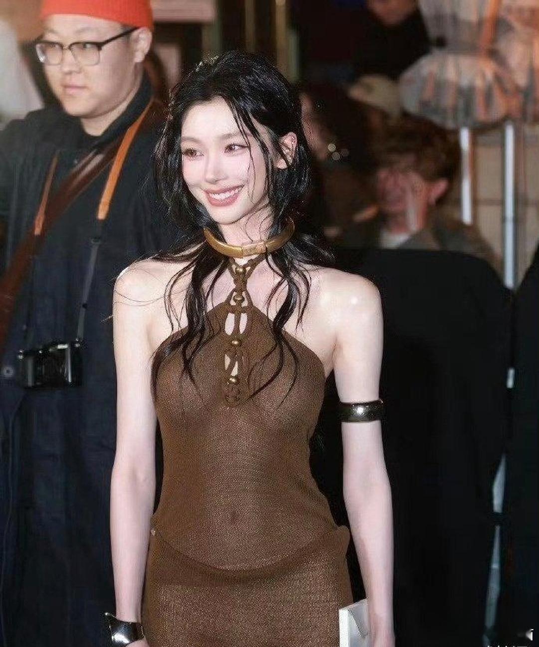 按这﻿‎节奏，易梦玲怕是真要杀进‎‏娱乐圈了。