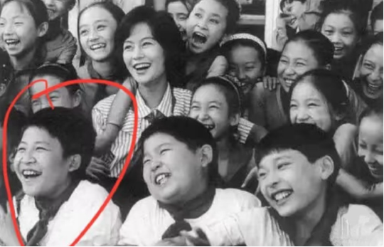 能发现这是大张伟的人真是拥有不一般的眼神。​​​