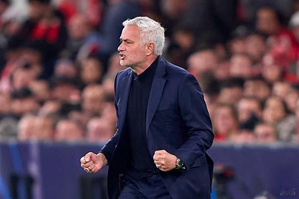 欧冠过春节可别忘了看球哈，周二晚上周三凌晨，就是大年初一晚上初二凌晨，欧冠附加