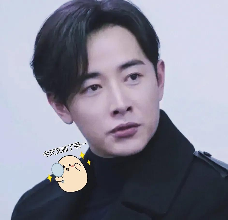 罗晋又再次证明了读书真很有用你看他处理婚变风波就知道了，不争不辩，一张简