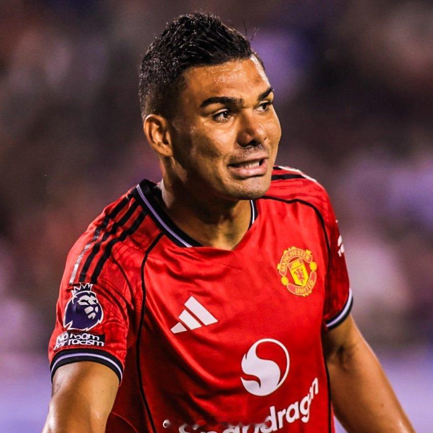 【卡塞米罗透露其真名】曼联中场卡塞米罗（Casemiro）透露：“我的名字是卡洛