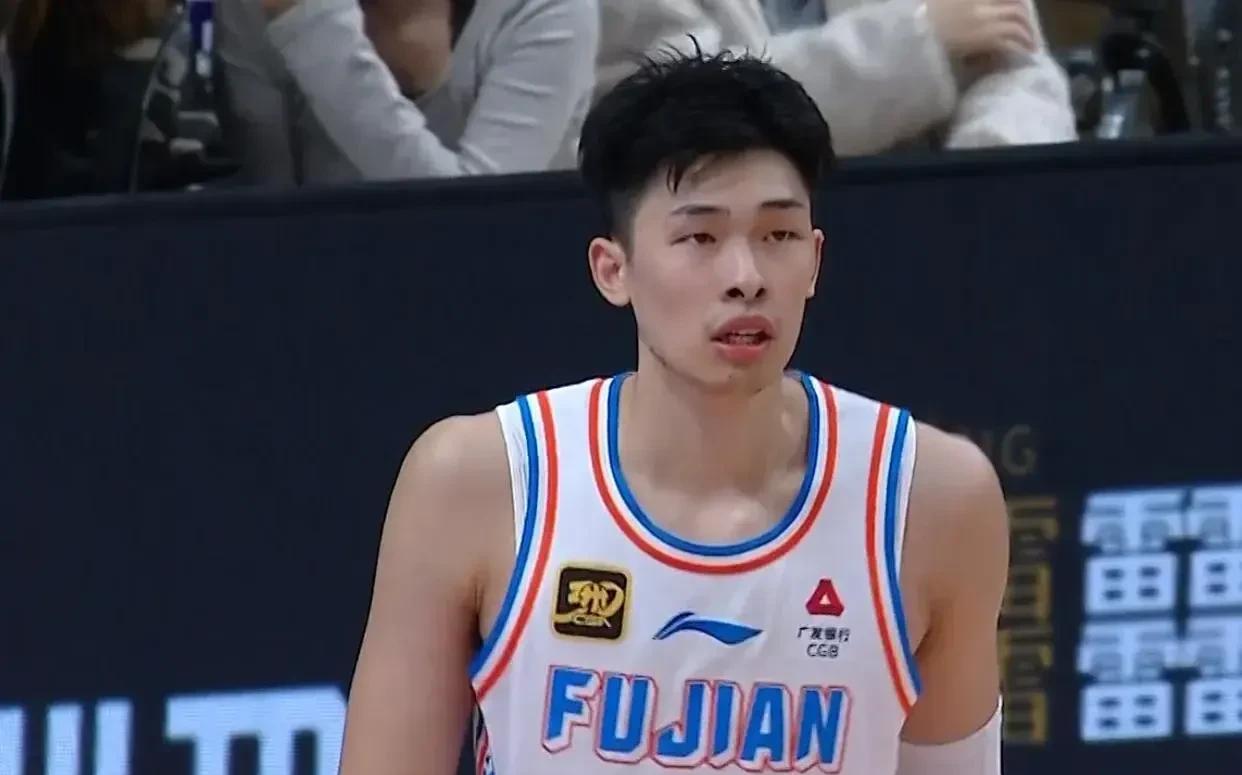 今年最出色的年轻球员是谁？CBA越来越难出现高水平年轻球员了CBA赛季结束了，