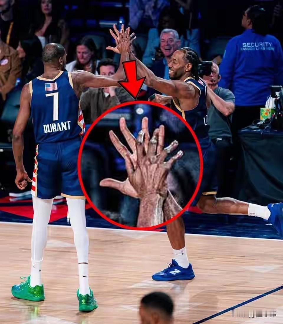 最好的得分手！伦纳德谈杜兰特：“KD依旧是那个最好的得分手。”“我们都曾