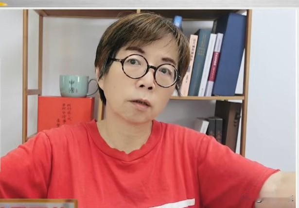 黄智贤：郑丽文这次输给黄国昌媒体人黄智贤今天（17日）在节目中表示，“郑丽文