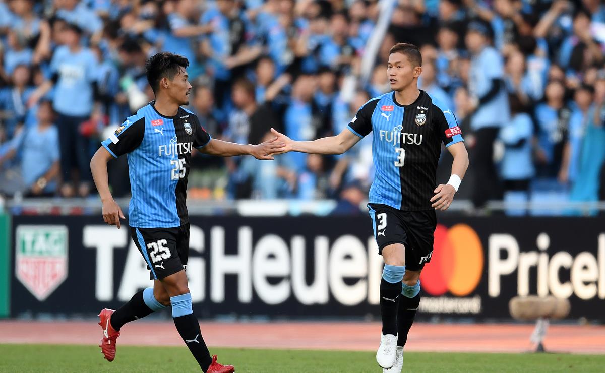 今日足球:广岛三箭v横滨水手,水原三星v光州fc,冈山绿雉v枥木