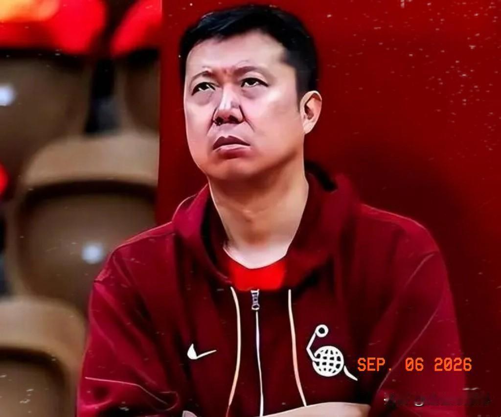 王治郅这番话，直接点破了当下的实情，李月汝因为护照寄丢错过世界杯，搁国内这事