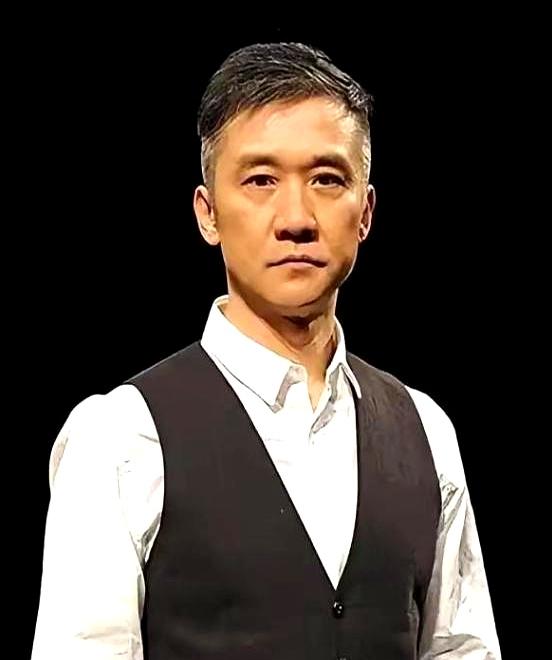 说实话，娱乐圈里“共患难易同富贵难”的事儿真不少，但黄志忠当年那手“净身出户”确