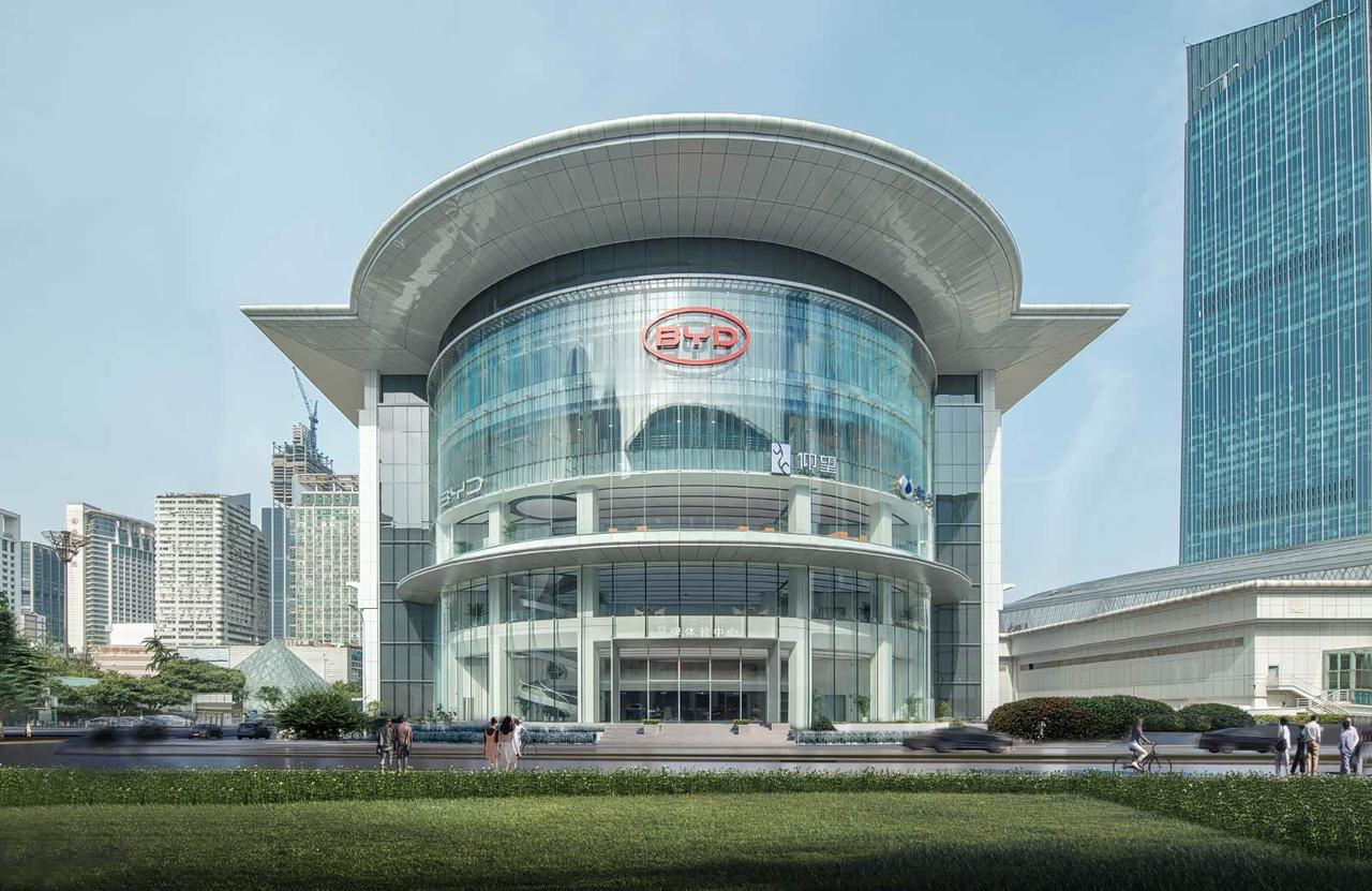 比亚迪这次扩容全品牌中心，真的说到老车主心坎里了！以前想换车或者带亲友买车太折腾