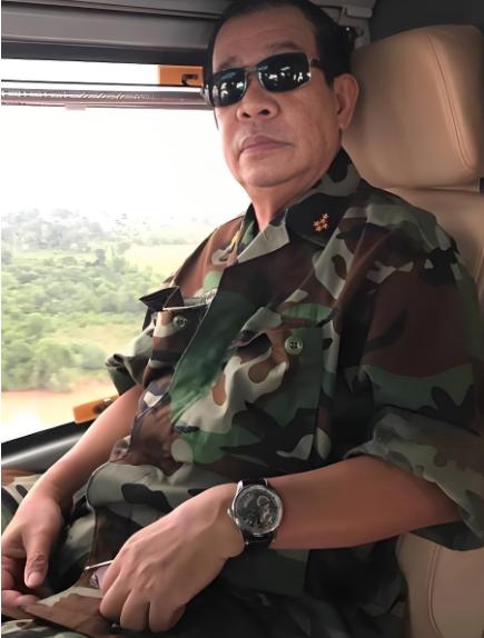 泰国为什么敢于，向柬埔寨发动大规模的攻击，原因很简单，过去柬埔寨的背后有大国支持