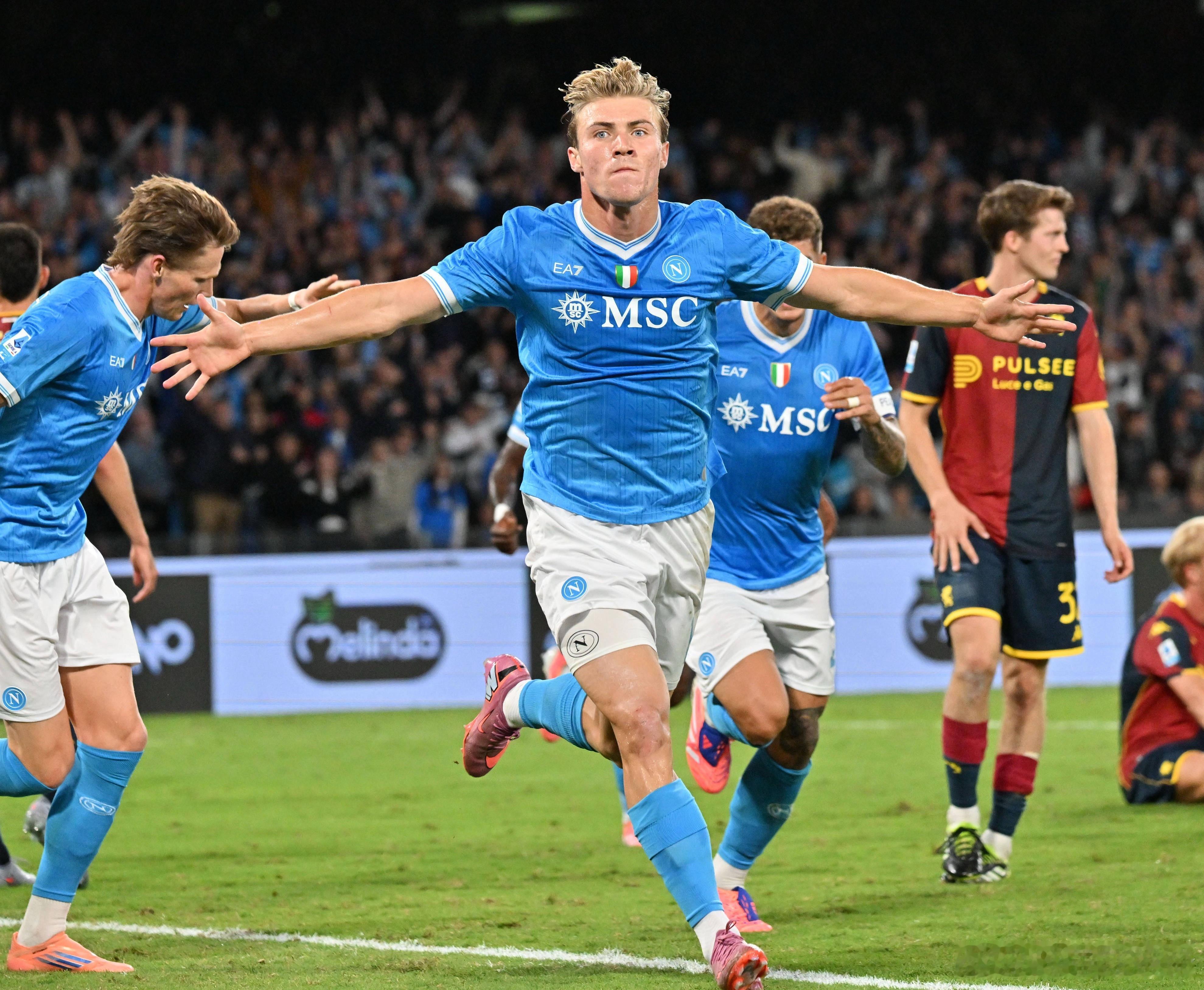 今日足球赛前分析：周五011意甲那不勒斯vs克雷莫嘛那不勒斯作为意甲豪门，