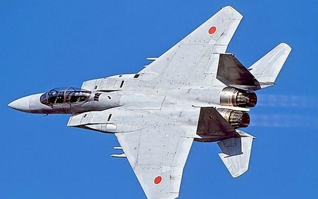 日战机跨洲降落北约四国，日本终于摊牌了，这下俄罗斯可坐不住了。日本这个国家，
