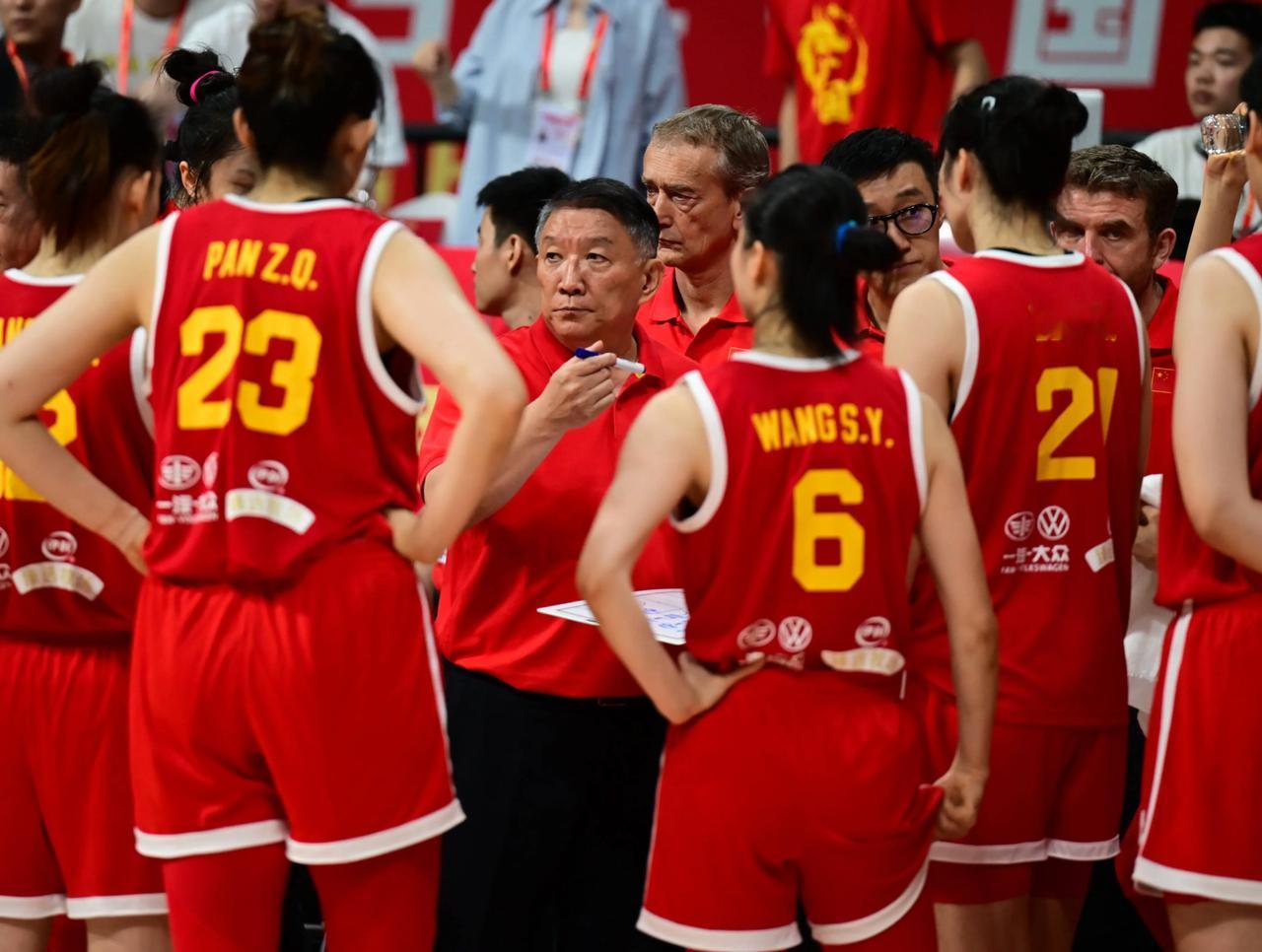 中国女篮以79:68击败马里女篮之后，我们真的能够松一口气了？但这只是一场热身赛