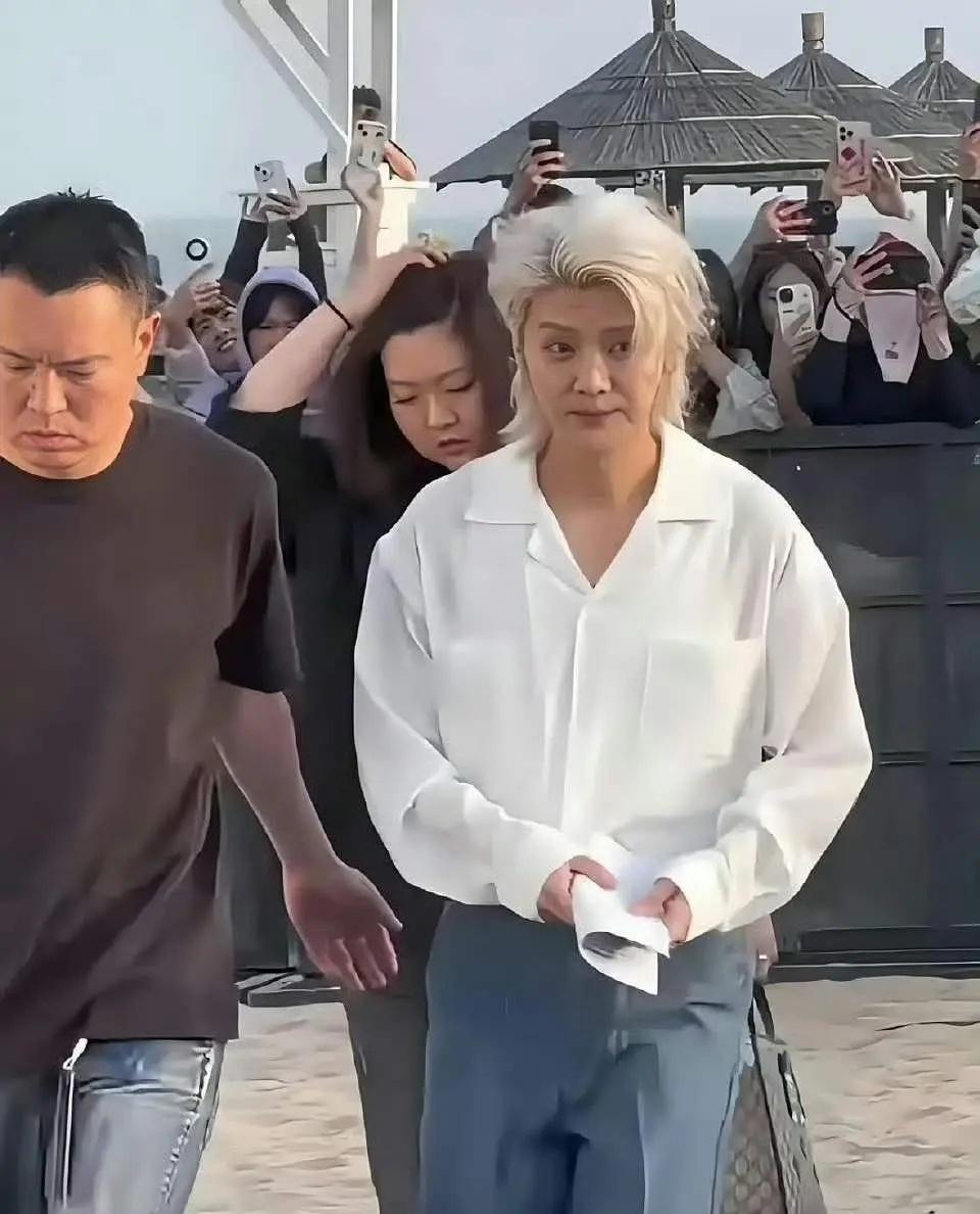 鹿晗也去做做医美吧[汗]​​​