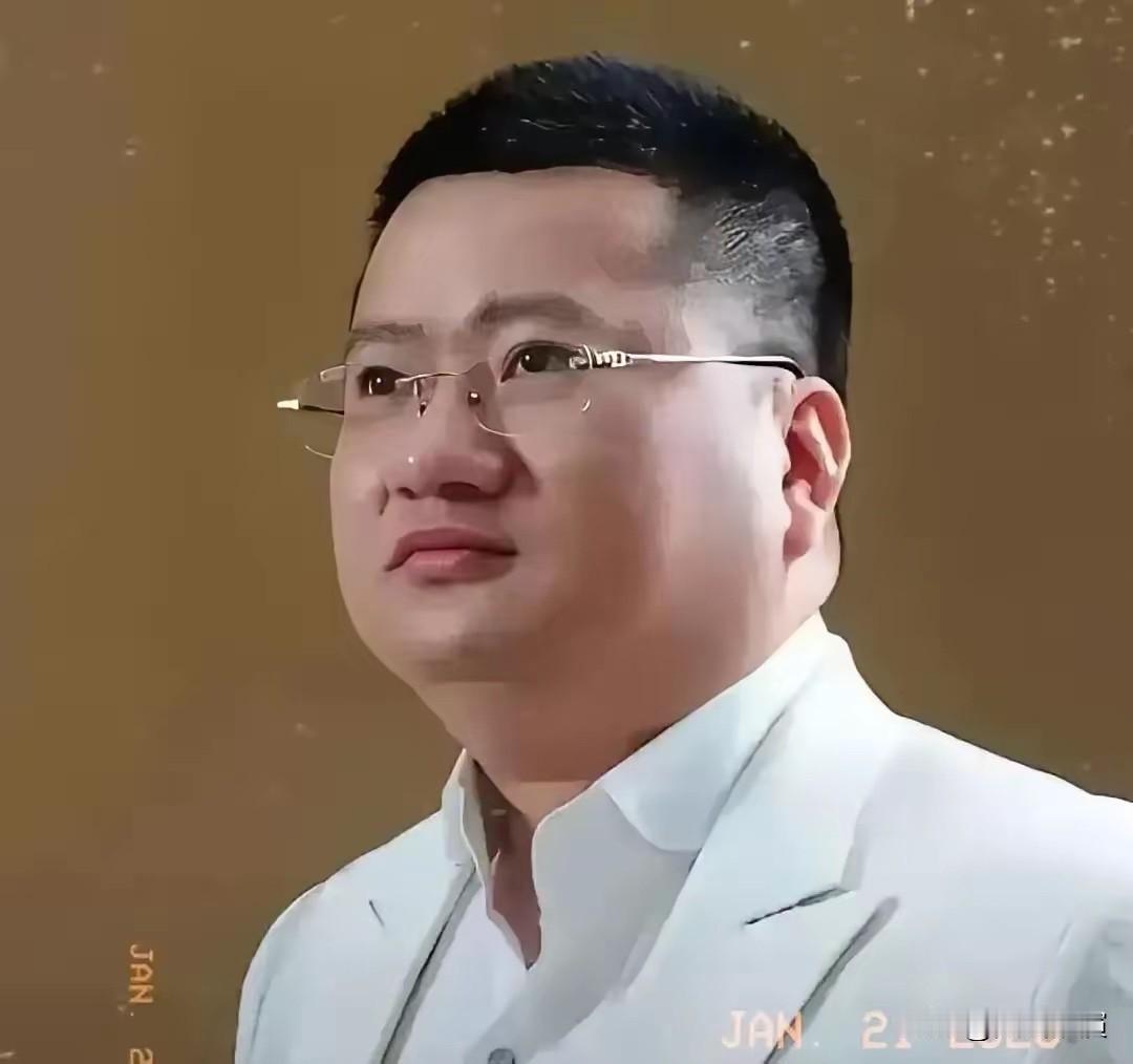 有个肥头大耳叫王冲的家伙，预言20日特朗普身死道消王冲预言特朗普20号出事，