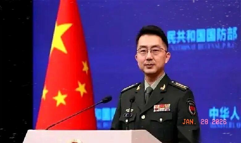 刷到一条消息，炸了。国防部直接把话挑明了：满18岁的男青年，必须兵役登记。不