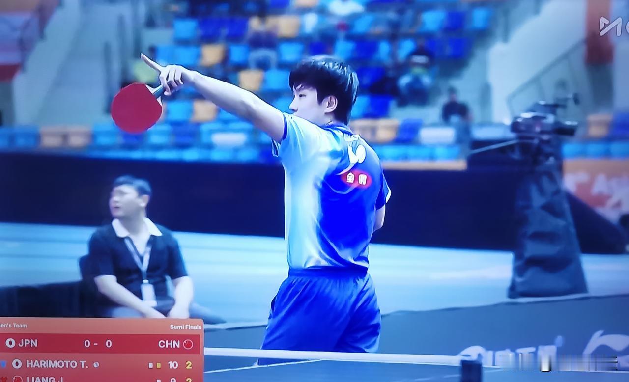 乒乓球亚锦赛，王浩排兵布阵再受争议！刚刚国乒男团对阵日乒男团的比赛中，国乒大比分